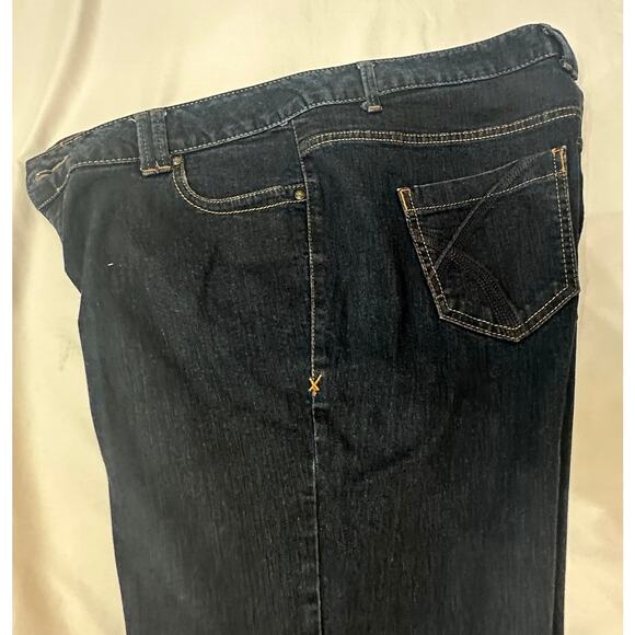 Layne Bryant Women's Dark Wash Jeans Bootcut Stretch Denim Size 16 Petite - Picture 5 of 6